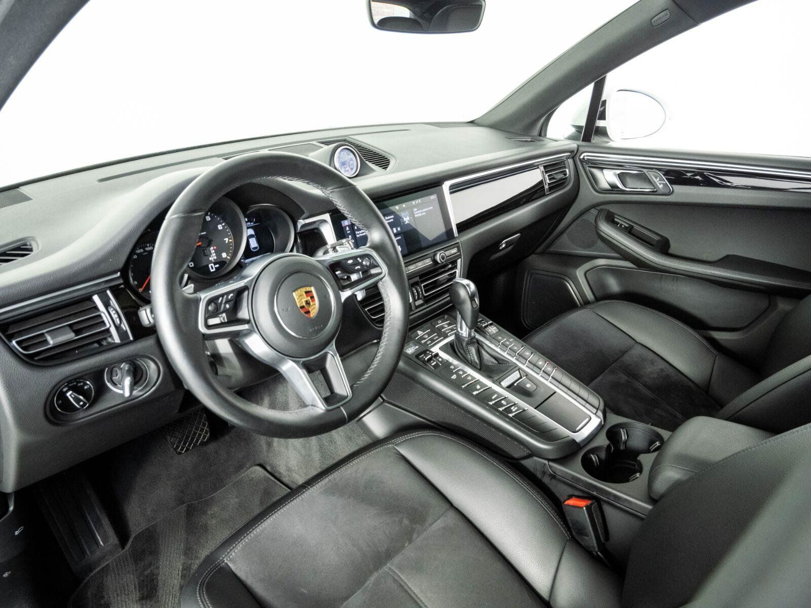 Used 2021 Porsche Macan AWD/4WD image 4