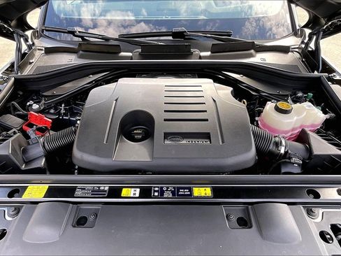 New 2026 Land Rover Range Rover Sport Dynamic SE image 12