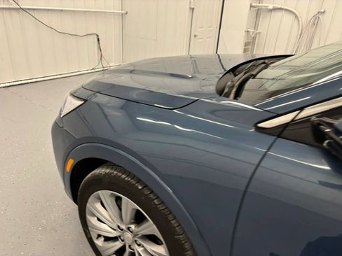 Used 2025 Buick Envista Avenir FWD image 35
