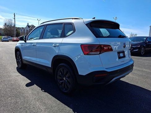 Used 2024 Volkswagen Taos S image 4