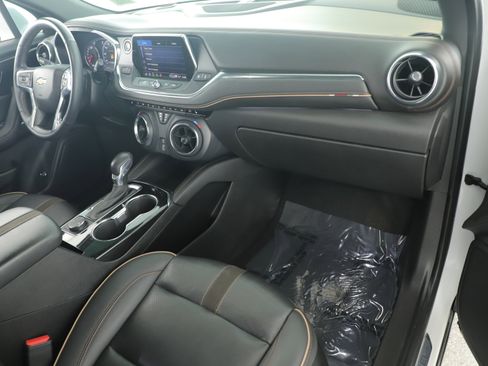 Used 2022 Chevrolet Blazer Premier image 21