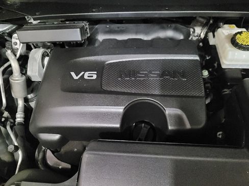 Used 2017 Nissan Pathfinder SV w/ SV Cold Weather Package AWD/4WD image 30