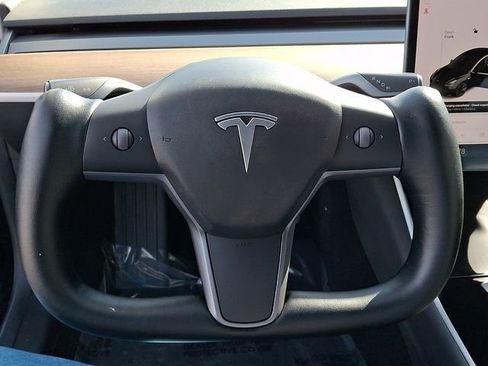 Used 2019 Tesla Model 3 Standard Range Plus image 29