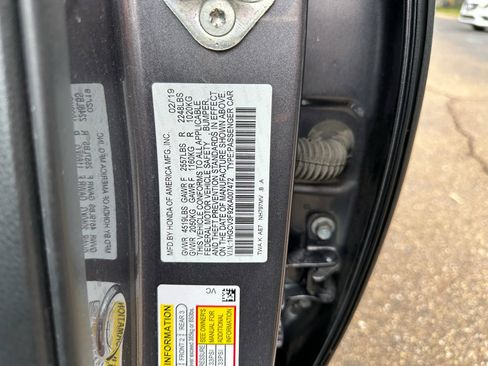 Used 2019 Honda Accord Touring image 7