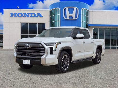 Used 2022 Toyota Tundra Limited RWD image 7