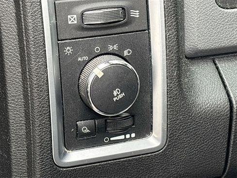 Used 2013 RAM 1500 Classic SLT w/ Lone Star Equipment Group image 10