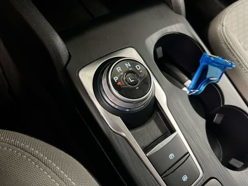 Used 2022 Ford Escape SE FWD image 18
