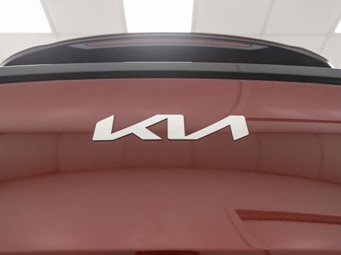 Used 2023 Kia Sportage X-Line AWD/4WD image 12