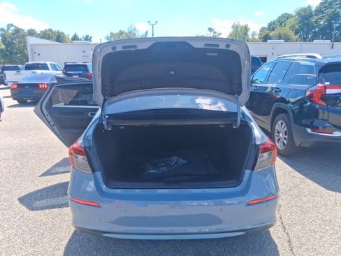 Used 2022 Honda Civic Touring image 15