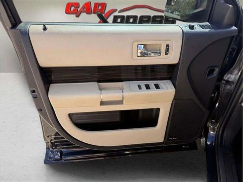 Used 2015 Ford Flex SEL image 31