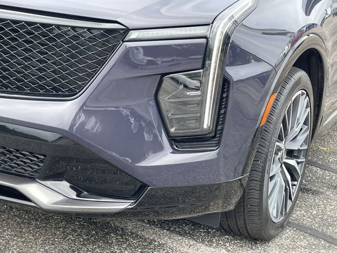 Certified 2024 Cadillac XT4 Sport w/ Cold Weather Package AWD/4WD image 39
