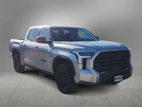 Used 2024 Toyota Tundra SR5 image 2