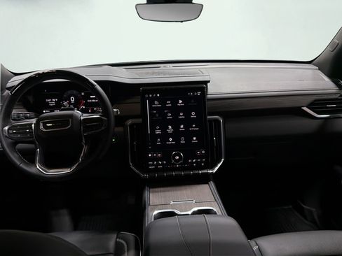 Used 2026 GMC Acadia Denali w/ Super Cruise Package AWD/4WD image 24