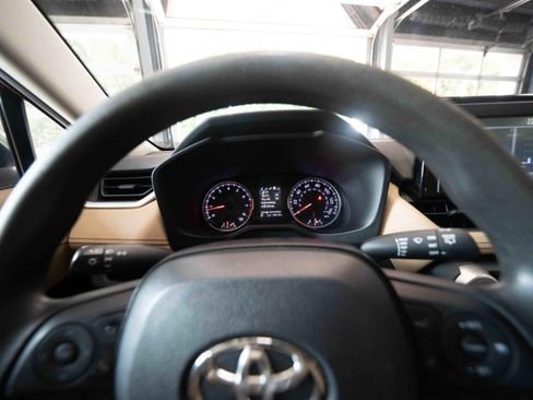 Used 2019 Toyota RAV4 LE w/ All Weather Liner Package AWD/4WD image 15