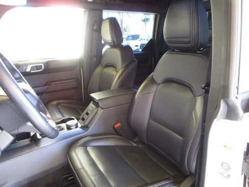 Certified 2025 Ford Bronco Outer Banks image 10