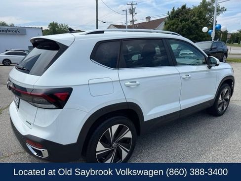 Certified 2026 Volkswagen Taos SE AWD/4WD image 5