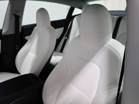 Used 2020 Tesla Model 3 Long Range image 18