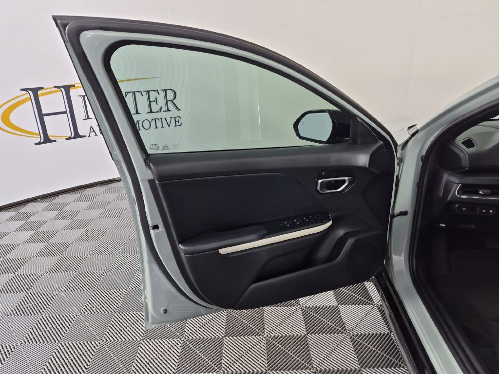 Used 2025 Kia K4 GT-Line FWD image 13