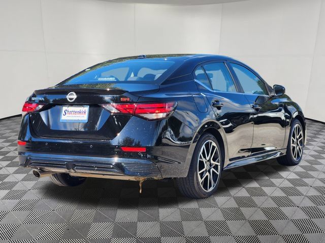 Used 2025 Nissan Sentra SR FWD image 5