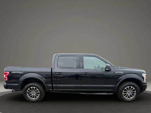 Used 2018 Ford F150 XLT w/ Equipment Group 302A Luxury AWD/4WD image 4