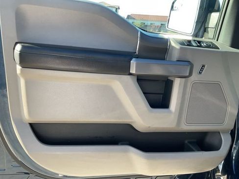 Used 2019 Ford F150 XLT w/ Equipment Group 302A Luxury AWD/4WD image 13