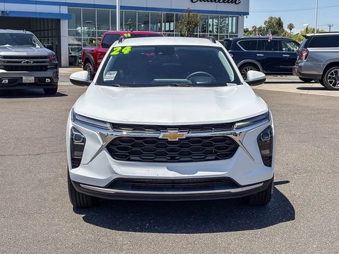 Certified 2024 Chevrolet Trax LT FWD image 6