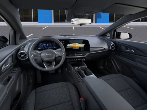 New 2026 Chevrolet Equinox EV LT image 15
