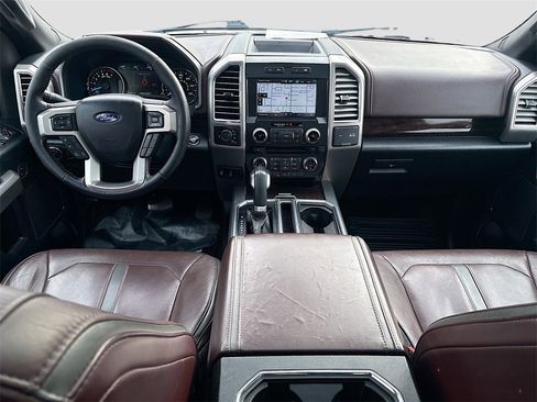 Used 2015 Ford F150 Platinum w/ Equipment Group 701A Luxury image 23