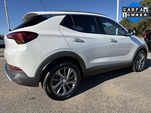 Used 2023 Buick Encore GX Essence w/ Experience Buick Package image 4