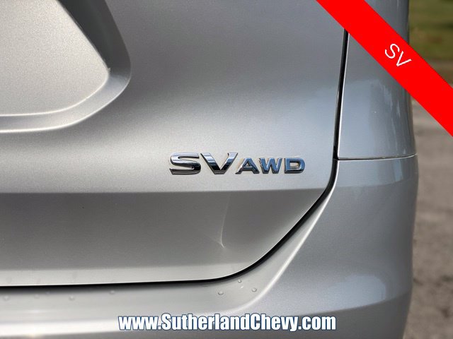 Used 2015 Nissan Rogue SV AWD/4WD image 12