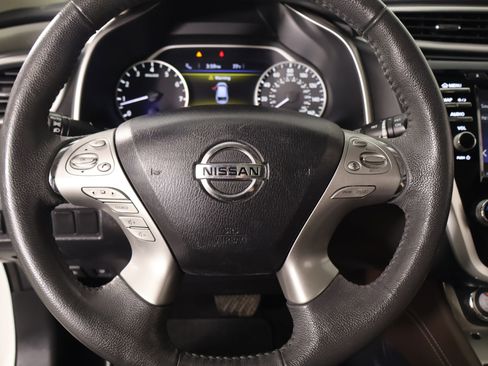 Used 2017 Nissan Murano Platinum w/ Platinum Technology Package FWD image 3