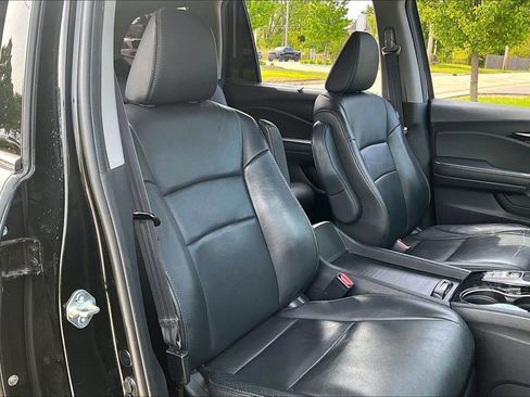 Used 2021 Honda Pilot Touring image 28