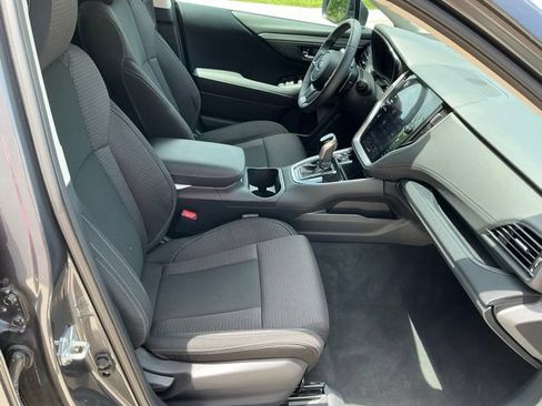 Certified 2025 Subaru Outback Premium AWD/4WD image 18