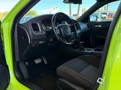 Used 2023 Dodge Charger R/T w/ Blacktop Package image 39