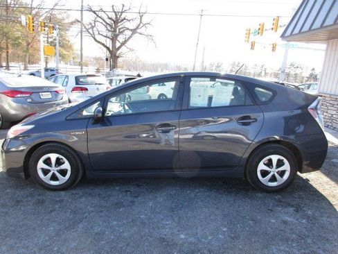 Used 2013 Toyota Prius Three image 5