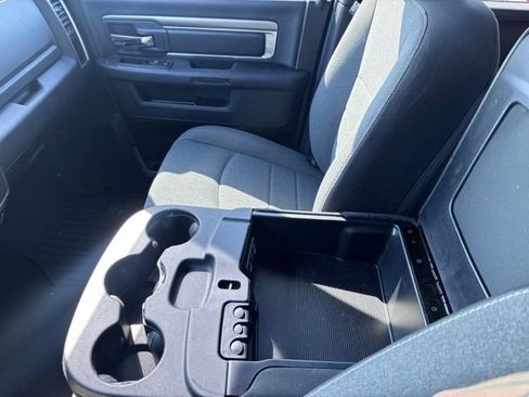 Used 2022 RAM 1500 Warlock AWD/4WD image 26