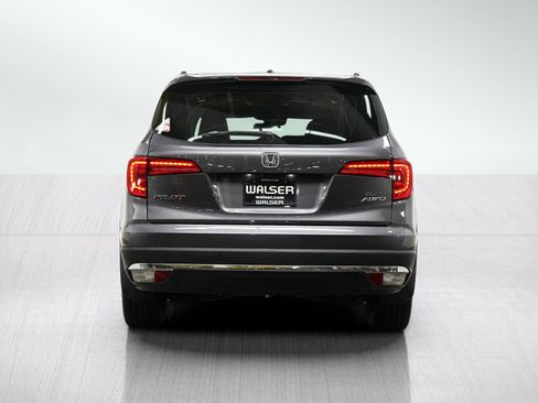Used 2017 Honda Pilot Elite image 4