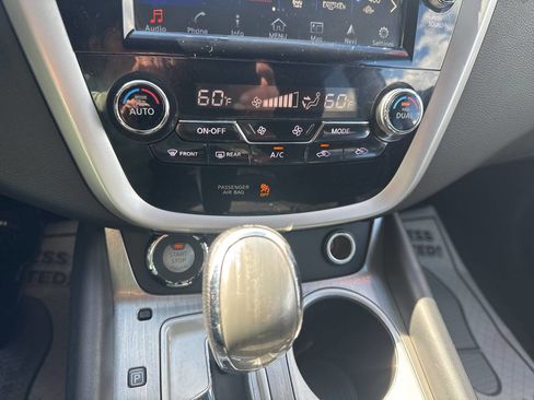 Used 2016 Nissan Murano SV w/ Premium Package AWD/4WD image 29