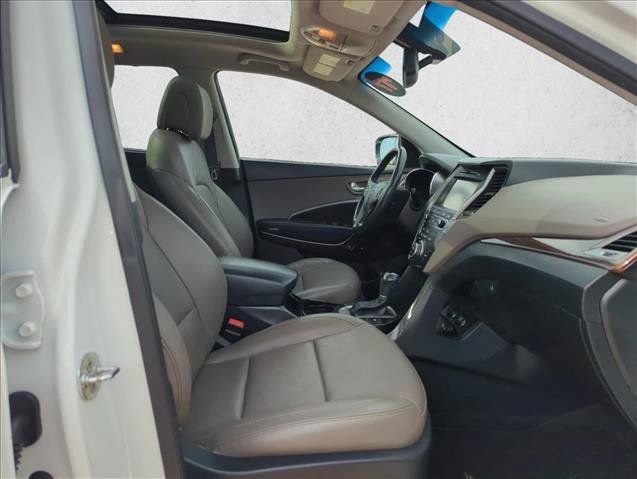 Used 2017 Hyundai Santa Fe Sport w/ 2.4L Tech Package 04 FWD image 23