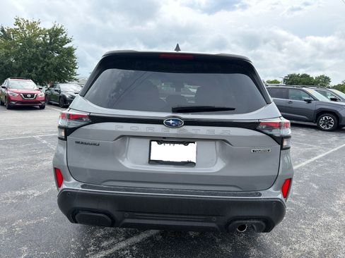 Certified 2025 Subaru Forester Touring AWD/4WD image 9
