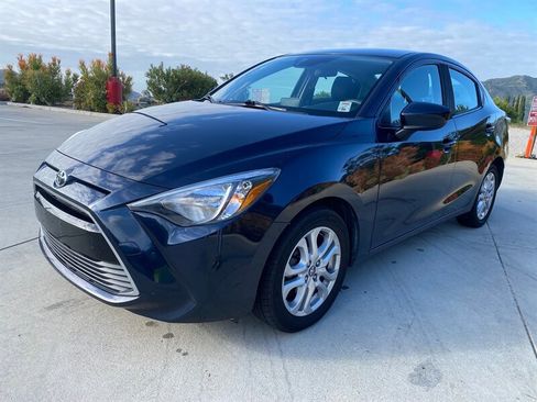 Used 2017 Toyota Yaris iA FWD image 15