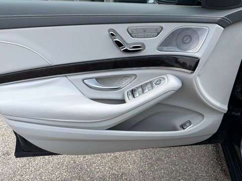 Used 2015 Mercedes-Benz S 550 Sedan image 16