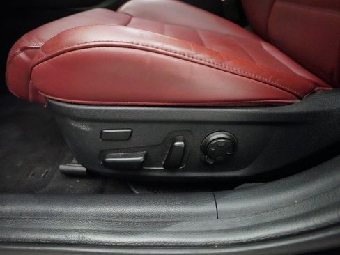 Used 2018 Kia Stinger GT2 image 29