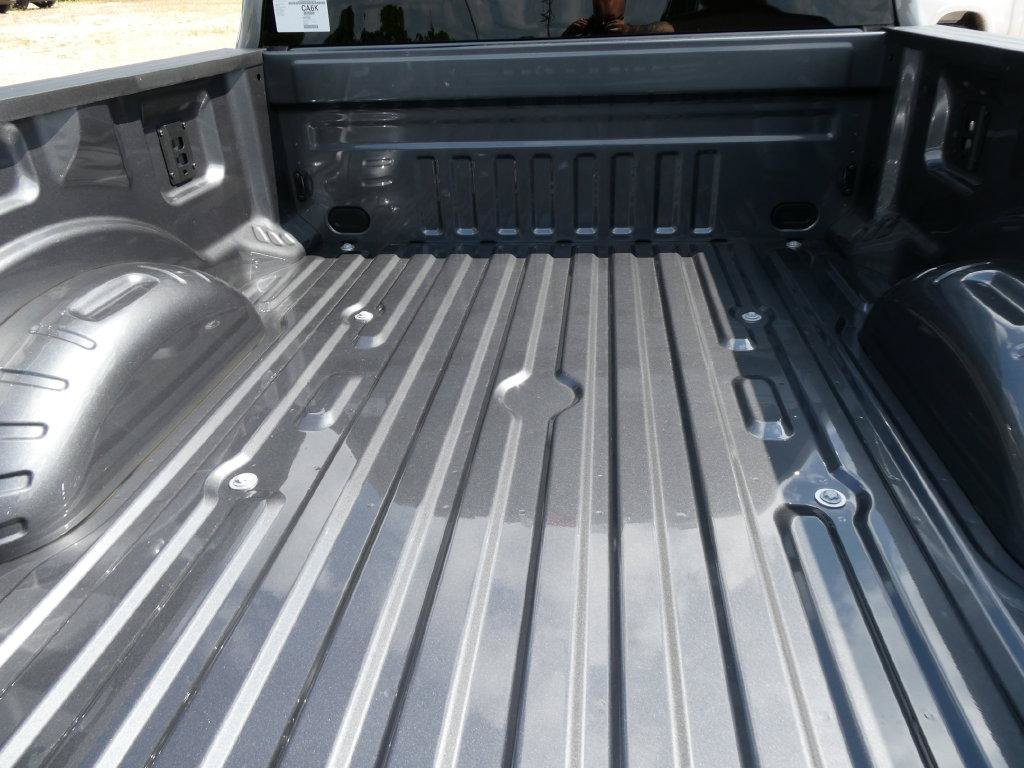 New 2026 Ford F250 XLT w/ XLT Premium Package AWD/4WD image 8