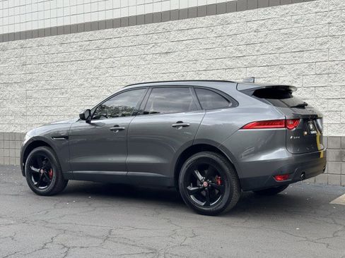 Used 2018 Jaguar F-PACE Premium AWD/4WD image 2