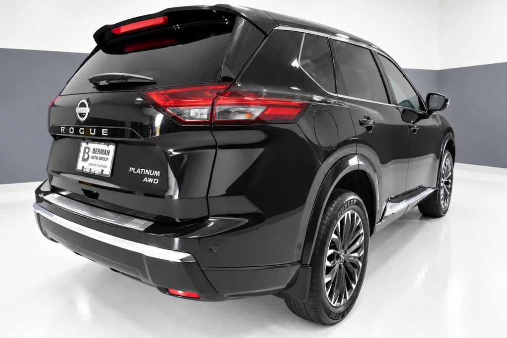 Certified 2026 Nissan Rogue Platinum w/ Tech Package AWD/4WD image 8