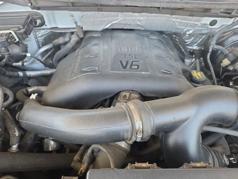 Used 2011 Ford F150 Lariat w/ Lariat Chrome Pkg RWD image 54