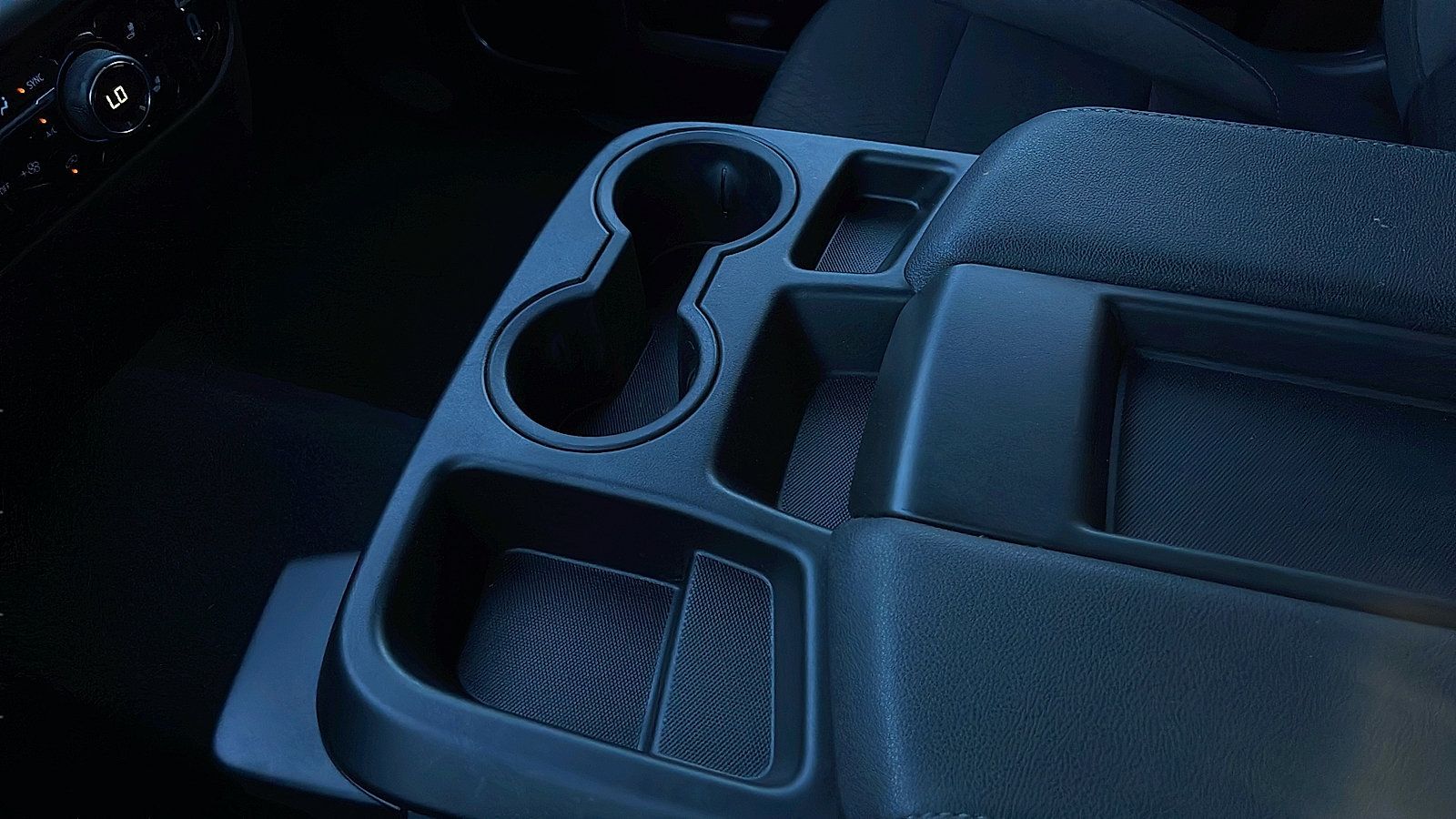 Used 2025 Chevrolet Silverado 1500 LT AWD/4WD image 15