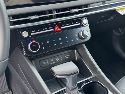 New 2026 Hyundai Santa Cruz Limited AWD/4WD image 24