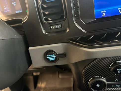 Used 2022 Ford Bronco Black Diamond image 26